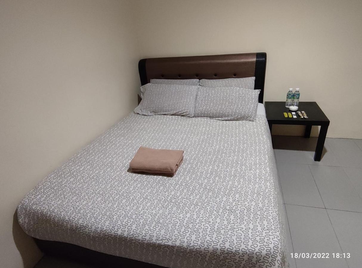 Fifty Seven Inn Batu Pahat Dış mekan fotoğraf